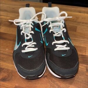 Nike Women’s  Black and Aqua Sneakers 9.5